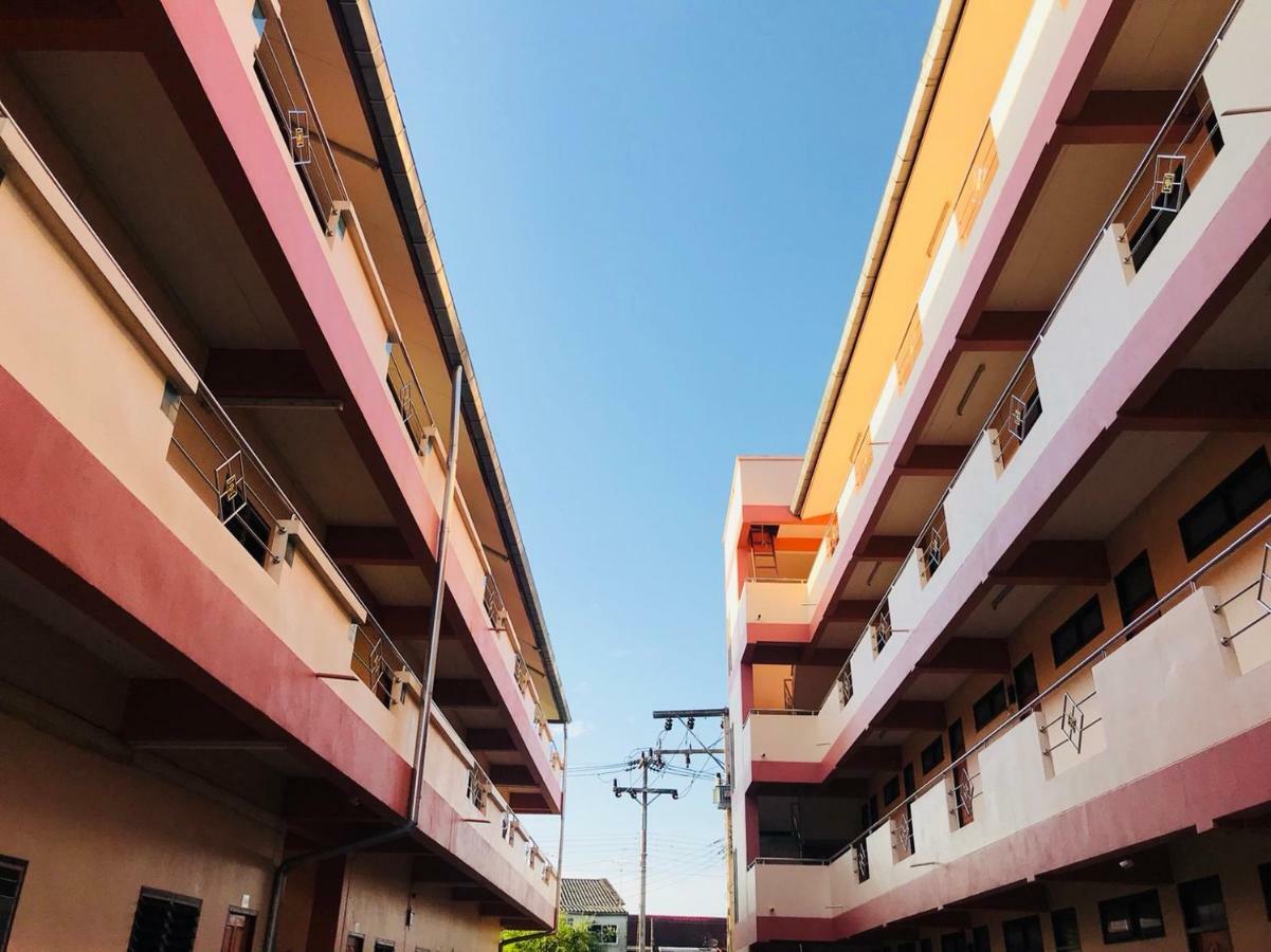 Appartamento Anchisa Mansion Phayao Esterno foto